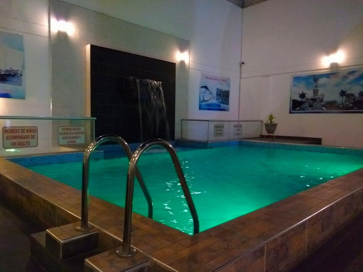 Libertad Hotel Trujillo Eksteriør billede