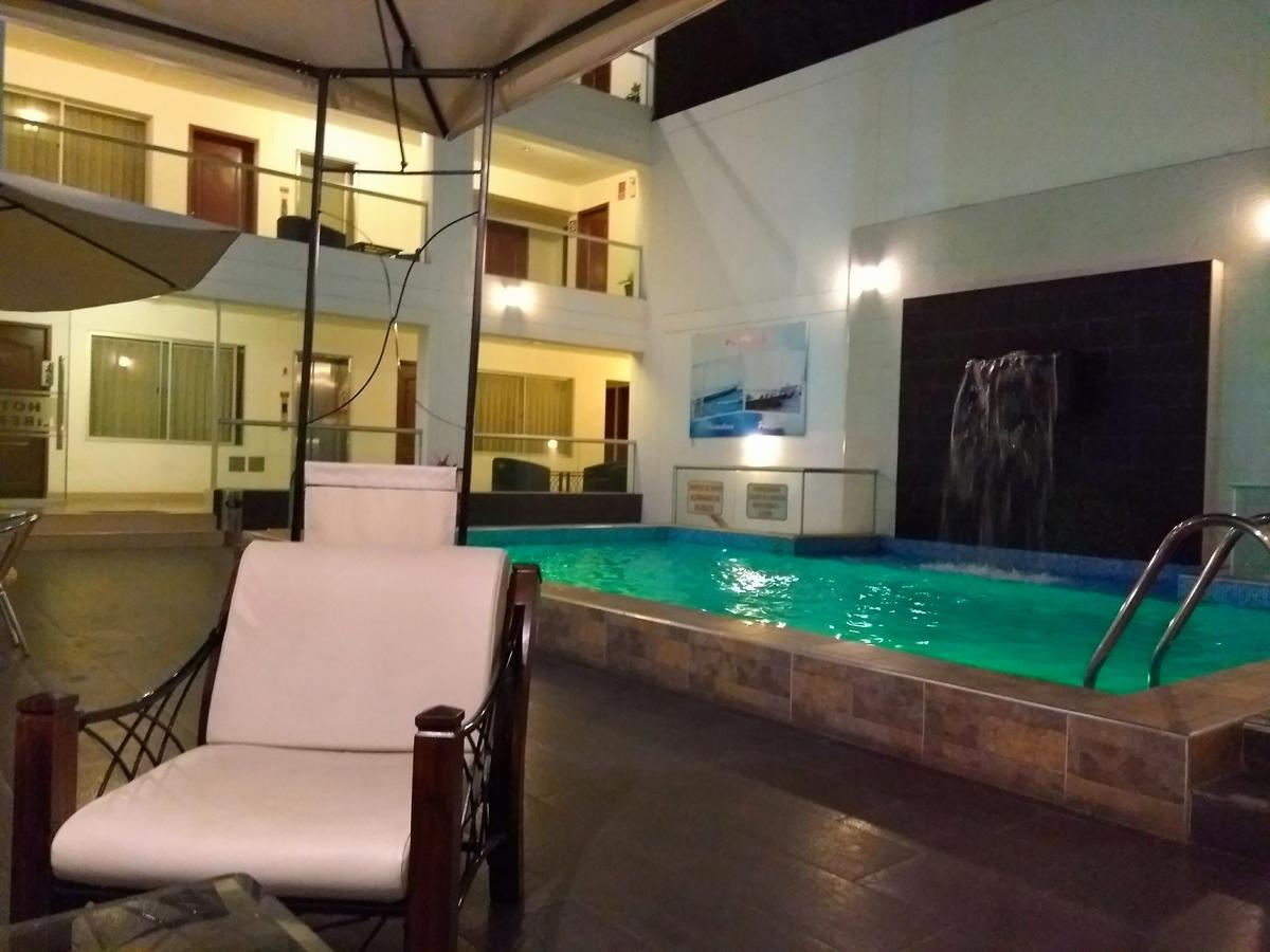 Libertad Hotel Trujillo Eksteriør billede